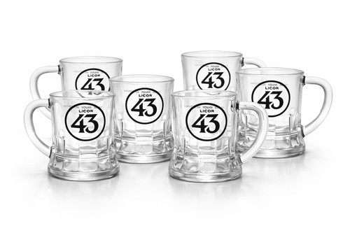 Licor cuarenta tres - y,